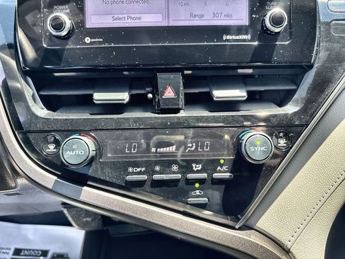 Used 2023 Toyota Camry LE image 27