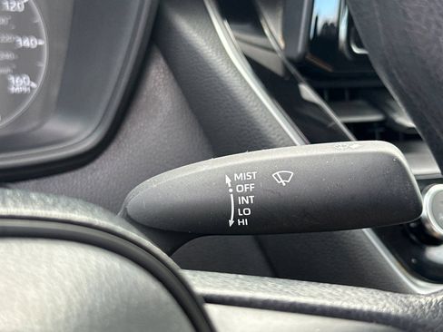Used 2024 Toyota Corolla LE FWD image 37