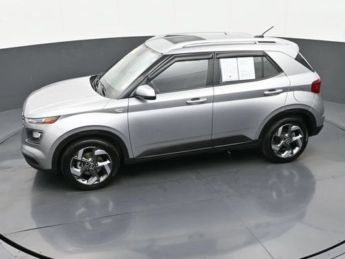 Certified 2023 Hyundai Venue SEL FWD image 35
