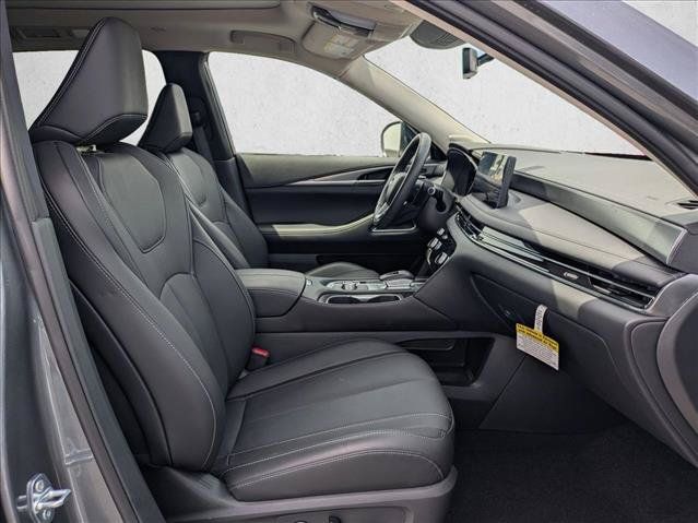 Certified 2026 INFINITI QX60 Luxe w/ Family Package FWD image 23