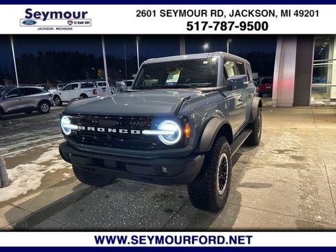 Certified 2024 Ford Bronco Outer Banks w/ Sasquatch Package image 1