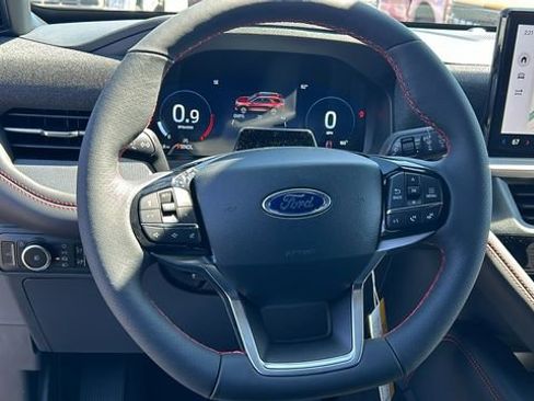 New 2026 Ford Explorer ST-Line w/ ST-Line Street Pack image 21