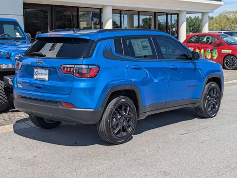 New 2026 Jeep Compass Latitude image 5