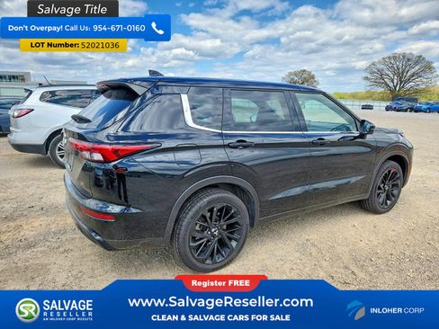 Used 2023 Mitsubishi Outlander SE AWD/4WD image 4