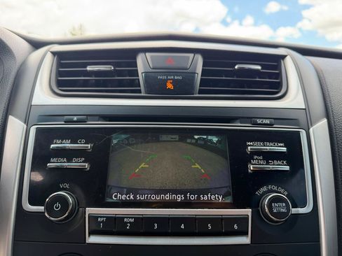 Used 2018 Nissan Altima 2.5 S FWD image 13