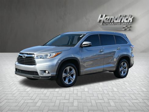 Used 2015 Toyota Highlander Limited image 8