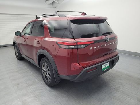 Used 2022 Nissan Pathfinder SV AWD/4WD image 5