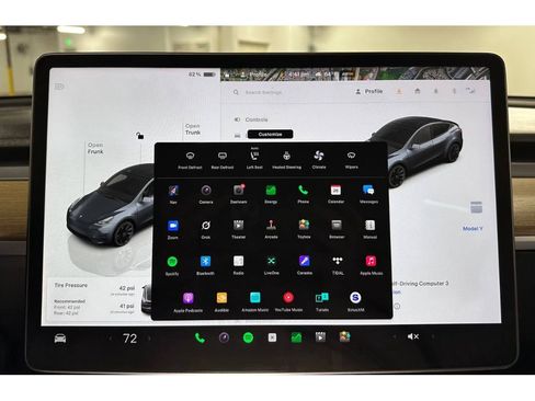 Used 2022 Tesla Model Y Long Range image 29