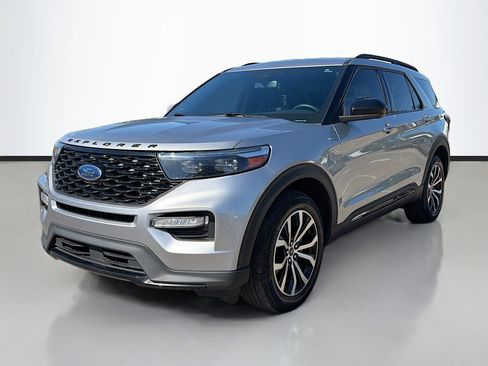 Used 2022 Ford Explorer ST-Line w/ Class IV Trailer Tow Package image 7