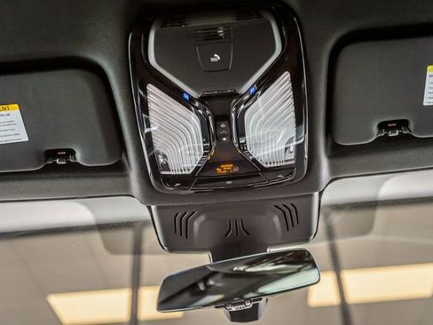 Used 2022 BMW X6 xDrive40i w/ M Sport Package image 34