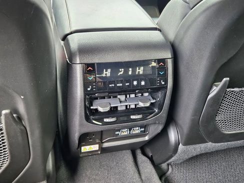 Used 2023 Jeep Grand Cherokee L Summit w/ Advanced Protech Group IV image 19