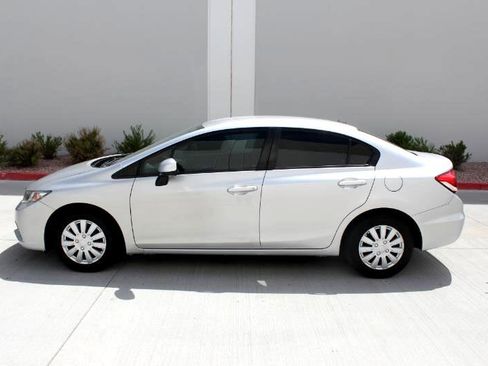 Used 2013 Honda Civic LX image 8