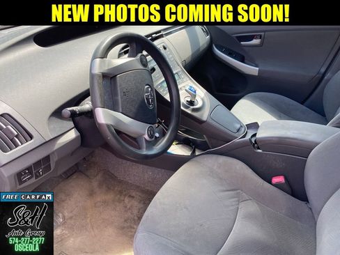 Used 2011 Toyota Prius Two FWD image 1