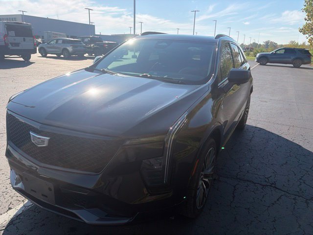 Used 2024 Cadillac XT4 Sport AWD/4WD image 5