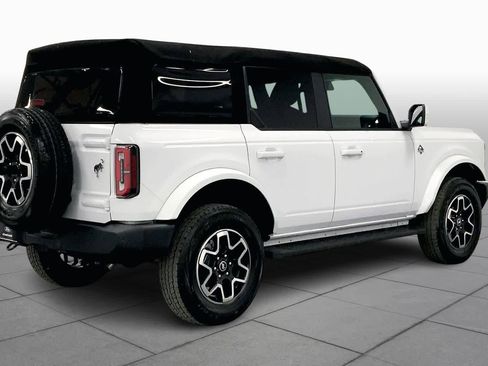 Certified 2024 Ford Bronco Outer Banks image 11
