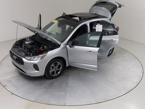 Certified 2023 Ford Escape ST-Line w/ Tech Pack #1 image 54