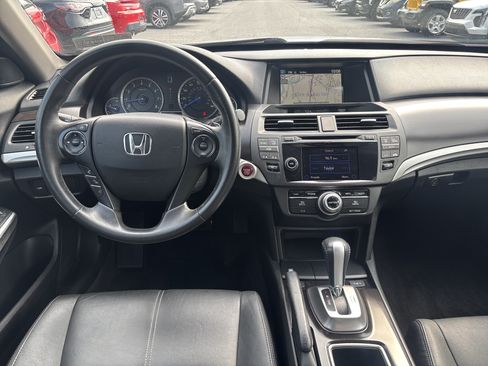 Used 2015 Honda Crosstour EX-L image 2