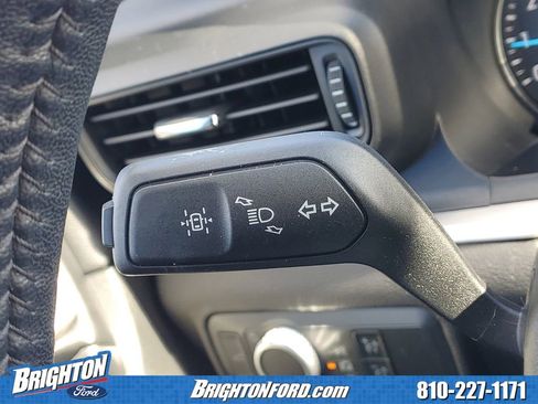 Used 2022 Ford Explorer XLT image 19