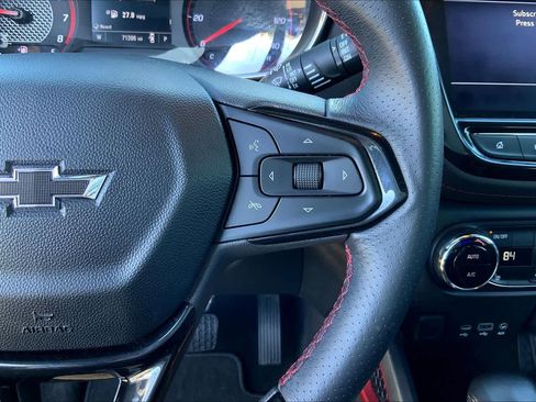 Used 2021 Chevrolet TrailBlazer RS w/ Convenience Package image 25