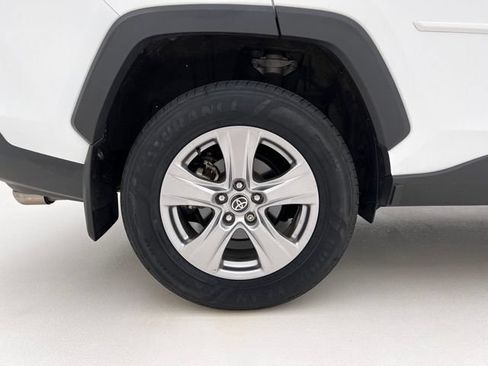 Used 2023 Toyota RAV4 XLE AWD/4WD image 29