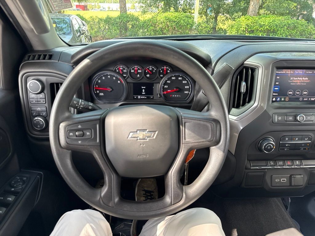 Used 2021 Chevrolet Silverado 1500 Custom Trail Boss AWD/4WD image 28