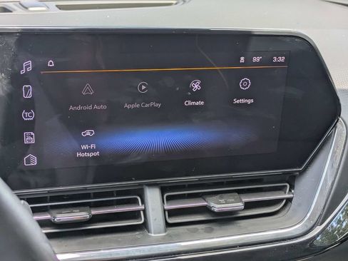 Used 2025 Chevrolet Trax ACTIV w/ Sunroof Package FWD image 20
