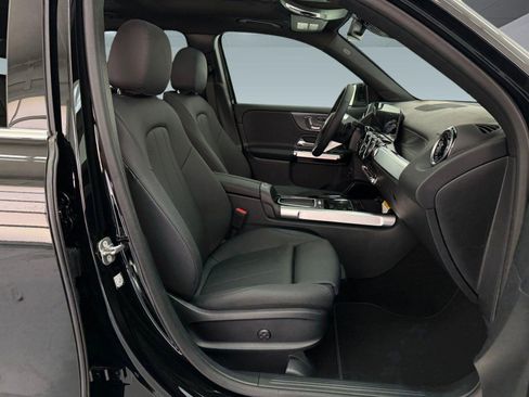 New 2026 Mercedes-Benz GLB 250 image 23