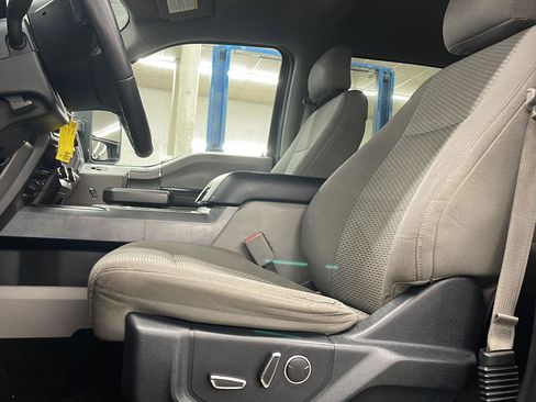 Used 2016 Ford F150 XLT w/ Equipment Group 302A Luxury image 10