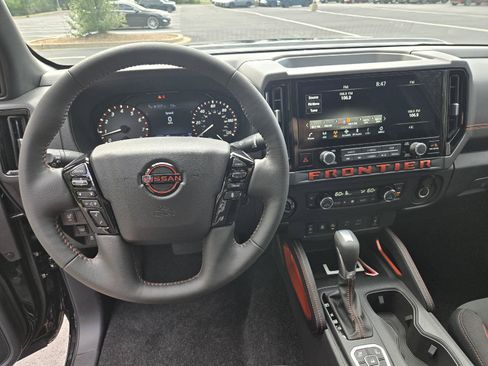 New 2026 Nissan Frontier PRO-4X w/ Pro-4x Convenience Package AWD/4WD image 11