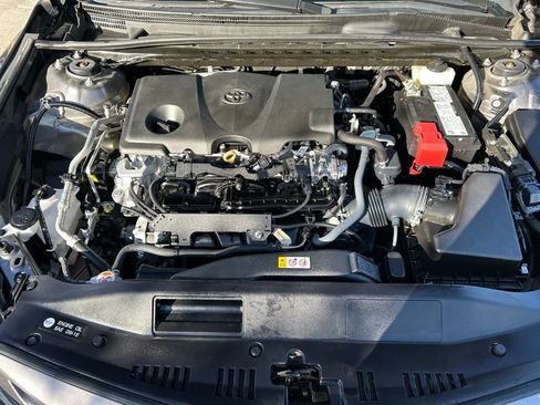 Used 2023 Toyota Camry SE image 32