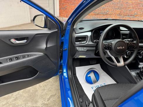 Used 2022 Kia Rio S w/ Technology Package image 9