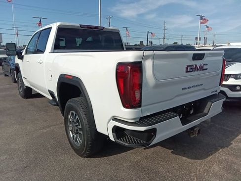 Used 2023 GMC Sierra 2500 AT4 w/ Gooseneck/5TH Wheel Package AWD/4WD image 3