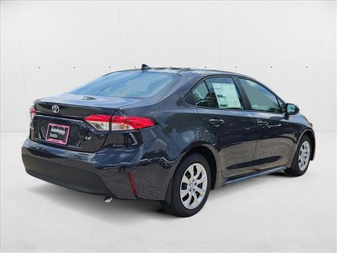 New 2025 Toyota Corolla LE image 2