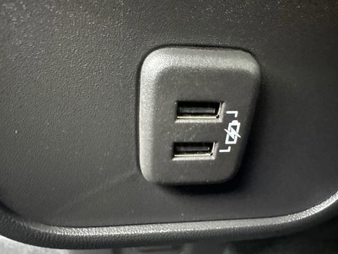 Used 2023 GMC Terrain Denali image 21