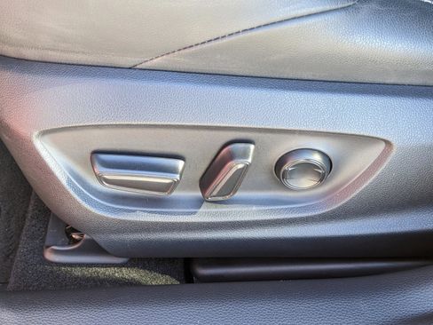 Used 2025 Toyota Corolla XSE image 25