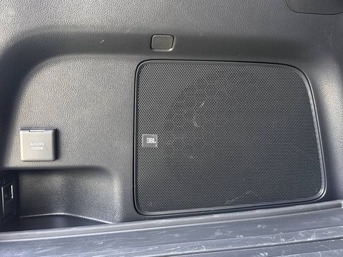Used 2025 Toyota Grand Highlander AWD Hybrid image 30