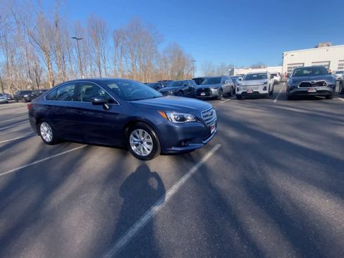 Used 2017 Subaru Legacy 2.5i Premium image 2