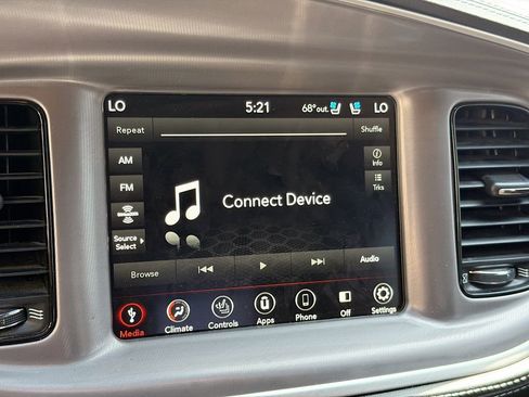Used 2022 Dodge Charger R/T w/ Plus Group RWD image 14