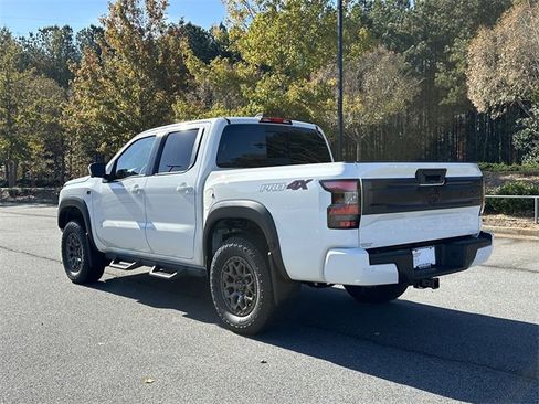 New 2026 Nissan Frontier PRO-4X w/ Pro-4x Convenience Package image 5