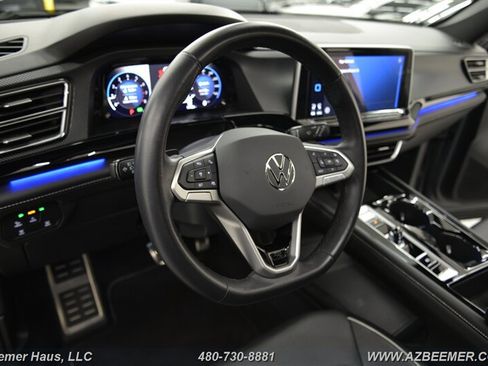 Used 2024 Volkswagen Atlas Cross Sport SEL Premium R-Line image 29