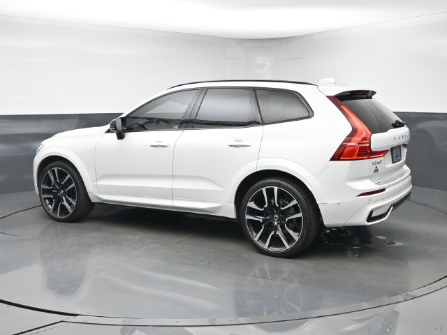 Used 2024 Volvo XC60 B5 Ultimate w/ Protection Package Premier AWD/4WD image 6