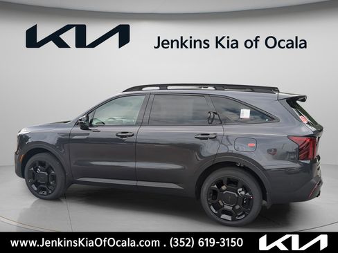 Used 2026 Kia Sorento SX Prestige w/ Olive Brown Leather Package image 5