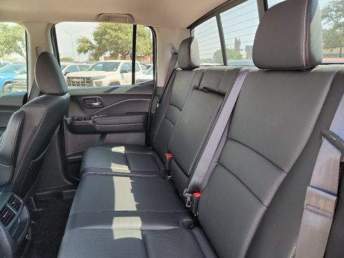 Used 2023 Honda Ridgeline RTL-E image 12