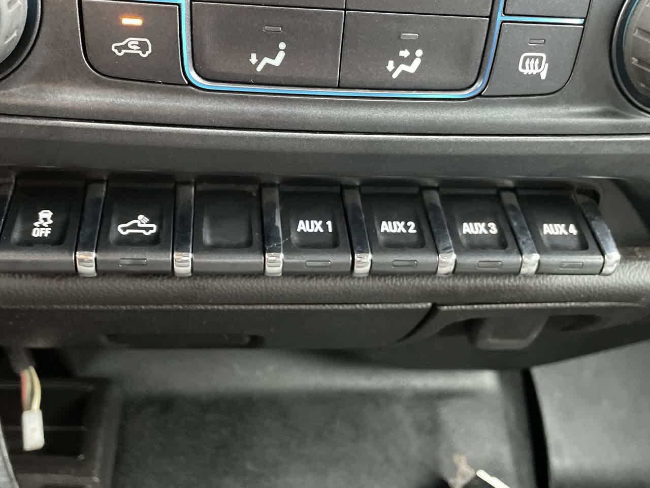 Used 2019 Chevrolet Silverado 2500 W/T AWD/4WD image 26