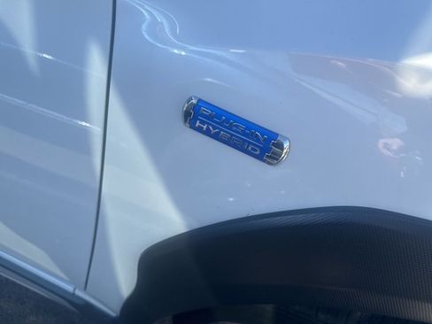 Used 2023 Subaru Crosstrek Hybrid image 3