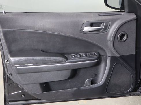Used 2017 Dodge Charger RWD image 19