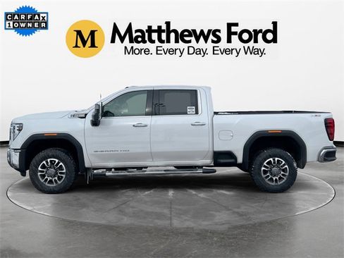 Used 2024 GMC Sierra 2500 SLT w/ SLT Premium Package image 2