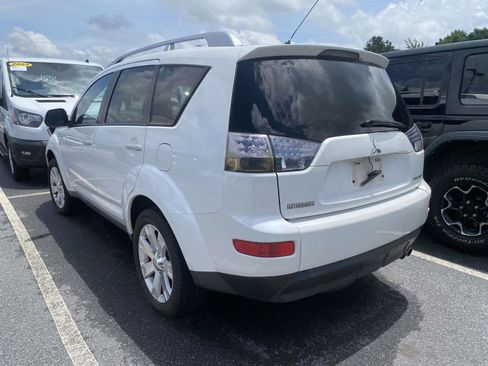 Used 2008 Mitsubishi Outlander XLS FWD image 5