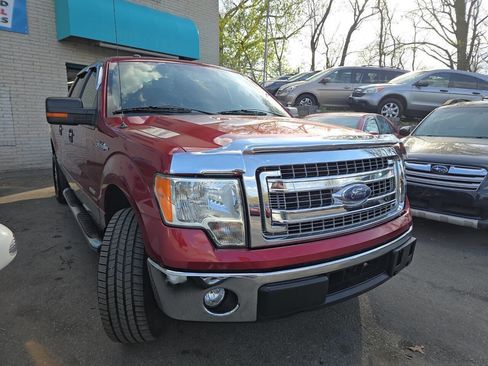 Used 2014 Ford F150 XLT w/ Equipment Group 302A Luxury image 13