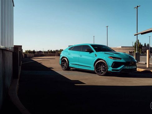 Used 2024 Lamborghini Urus S AWD/4WD image 10
